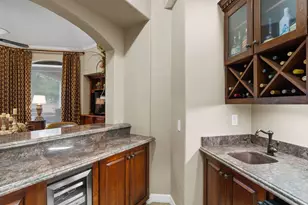 8214 Forest Gate Dr, Sugar Land, TX 77479 - Photo 17