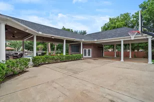 8214 Forest Gate Dr, Sugar Land, TX 77479 - Photo 43