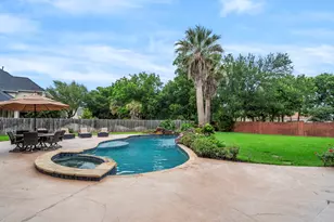 8214 Forest Gate Dr, Sugar Land, TX 77479 - Photo 45