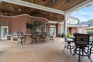 8214 Forest Gate Dr, Sugar Land, TX 77479 - Photo 37