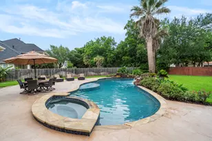 8214 Forest Gate Dr, Sugar Land, TX 77479 - Photo 45