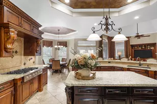 8214 Forest Gate Dr, Sugar Land, TX 77479 - Photo 15