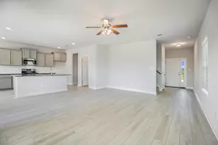 5307 W Bayou Maison Cir, Dickinson, TX 77539 - Photo 5