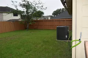 10519 N Newpark Dr, Houston, TX 77041 - Photo 19