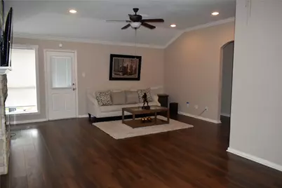 10519 N Newpark Drive, Houston, TX 77041 - Photo 5