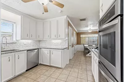 17603 Loring Lane, Spring, TX 77388 - Photo 15