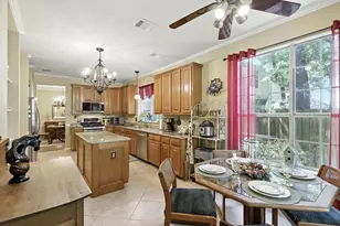 98 S Dreamweaver Cir, The Woodlands, TX 77380 - Photo 9