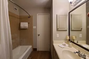 5803 Doliver Dr, Houston, TX 77057 - Photo 27