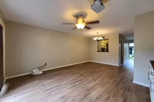 5803 Doliver Dr, Houston, TX 77057 - Photo 7