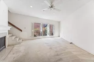 5604 St Paul St, Bellaire, TX 77401 - Photo 5