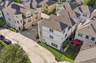 2302 Fall Run Dr, Houston, TX 77055 - Photo 7
