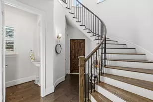 2302 Fall Run Dr, Houston, TX 77055 - Photo 11