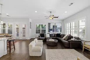 2302 Fall Run Dr, Houston, TX 77055 - Photo 21