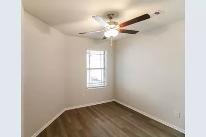 10714 Sunlit Street, Conroe, TX 77303 - Photo 9