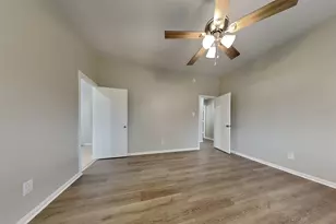 28826 Stapleford St, Spring, TX 77386 - Photo 7