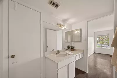 2333 Bering Drive #126, Houston, TX 77057 - Photo 9