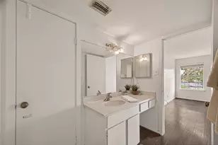 2333 Bering Dr, Houston, TX 77057 - Photo 9