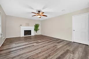 8815 Stoney Bend Dr, Spring, TX 77379 - Photo 5