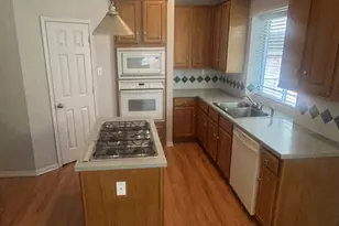 1734 Teal Brook Ln, Sugar Land, TX 77479 - Photo 5