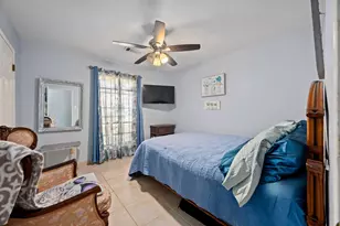 7905 Chain St, Houston, TX 77033 - Photo 19