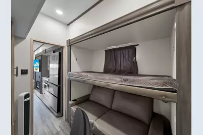 888 S East Road, Crystal Beach, TX 77650 - Photo 47