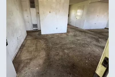 2704 E Colgate Street, Lubbock, TX 79403 - Photo 13