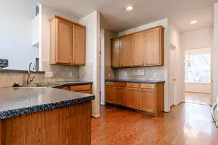 2918 Five Oaks Dr, Missouri City, TX 77459 - Photo 11