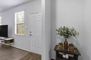 168 Skybranch Dr, Conroe, TX 77304 - Photo 9