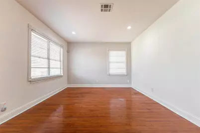 5934 Longmeadow Street, Houston, TX 77033 - Photo 5