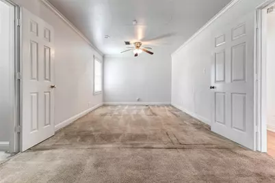 5934 Longmeadow Street, Houston, TX 77033 - Photo 17