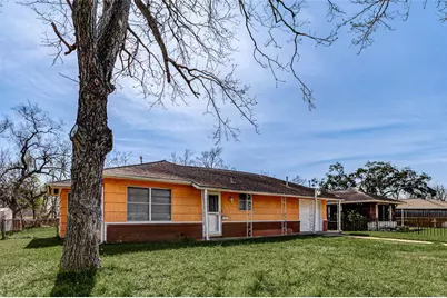 5934 Longmeadow Street, Houston, TX 77033 - Photo 3