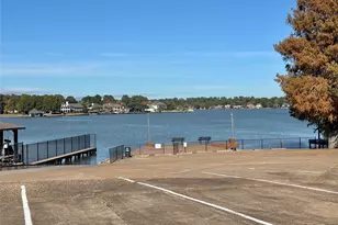 805 Lake View Dr, Montgomery, TX 77356 - Photo 45