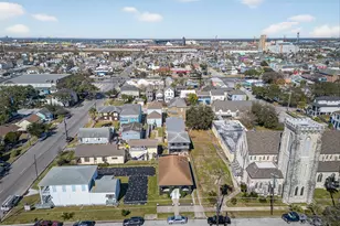 3616 Avenue L, Galveston, TX 77550 - Photo 47