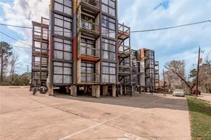 1400 Sycamore Ave, Huntsville, TX 77340 - Photo 5