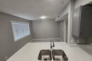 8101 Amelia Rd, Houston, TX 77055 - Photo 9