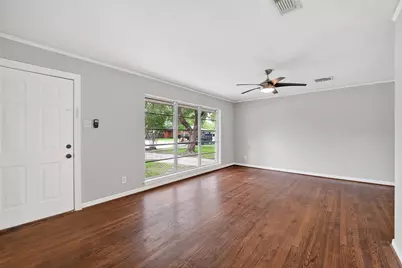 4106 Woodshire Street, Houston, TX 77025 - Photo 7