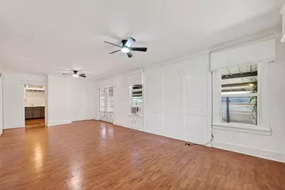 5618 Belmark Street, Houston, TX 77033 - Photo 5