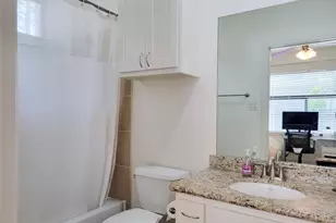 403 Jackson Hill St, Houston, TX 77007 - Photo 9