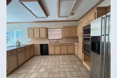 2630 Evalon Street, Beaumont, TX 77702 - Photo 5