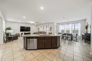 12718 Arcola Valley Ct, Houston, TX 77044 - Photo 3