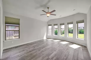 550 Chestnut Reef Ct, Conroe, TX 77304 - Photo 19
