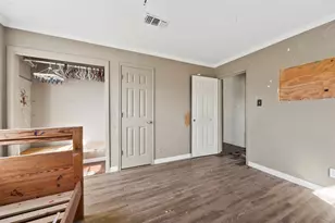 623 Spell St, Houston, TX 77022 - Photo 17