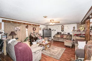 534 N Vionett Ln, Texas City, TX 77591 - Photo 13