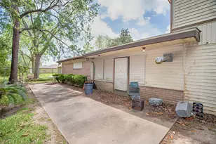 534 N Vionett Ln, Texas City, TX 77591 - Photo 31