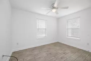 6004 Bois D Arc St, Houston, TX 77087 - Photo 19