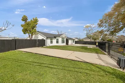 6004 Bois D Arc Street #A, Houston, TX 77087 - Photo 25