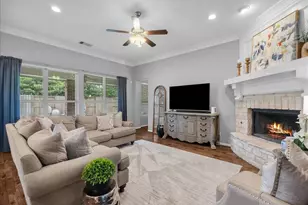 904 Cozy Hollow Ct, Friendswood, TX 77546 - Photo 7
