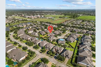 904 Cozy Hollow Court, Friendswood, TX 77546 - Photo 37