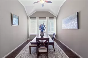 9323 Dochfour Ln, Tomball, TX 77375 - Photo 7