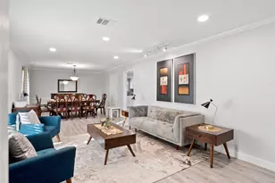 9403 Timberside Dr, Houston, TX 77025 - Photo 17